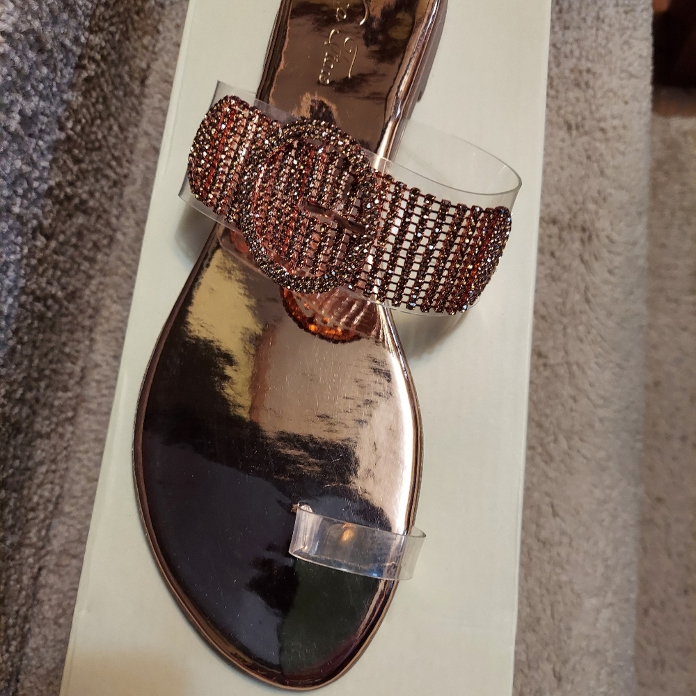 Toe Sandals - Picture 6 of 6